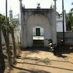 tomb and mosque of Azimunisa begum