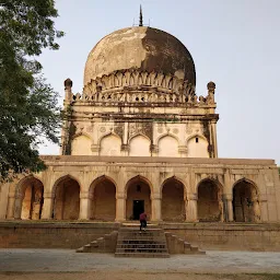 Tomb of Mirza Nizamuddin Ahmed