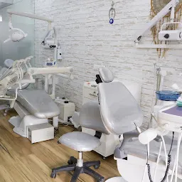 Tooth Avenue Dental Clinic : Dental Implant, Root Canal, Smile Design, Teeth Whitening, Dentist in Khar - Santacruz