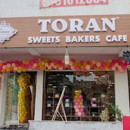 Toran Sweets Bakers Cafe' Chaat