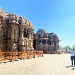 Tour Guide in Ahmedabad City, Gujarat, India.