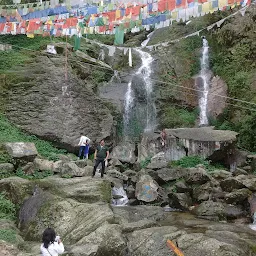 Tour travel Gangtok