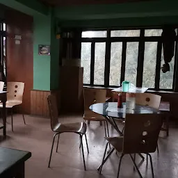 Tourist Cafeteria