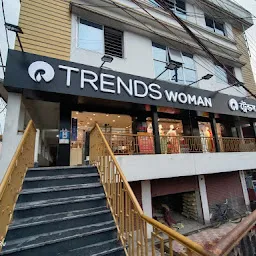 TRENDS WOMAN