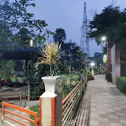 Trikona Park(Sukhdev Nagar park)