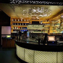 Tropics Bar