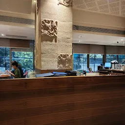 Tunga Kitchen & Bar Restaurant