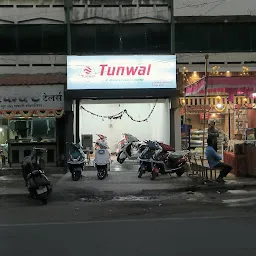 Tunwal E-bikes,Rishabh Motors