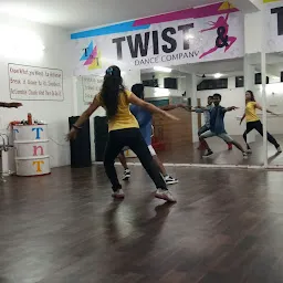 Twist & Turn Dance Company