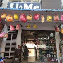 U And Me Gift Gallery