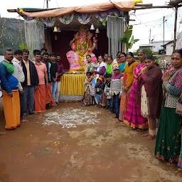 Udhagai Sri Meenakshi Amman Temple(Ooty Meenakshi Amman Temple)