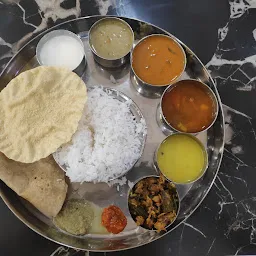 Udupi Vaibhav Veg-Family Restaurant