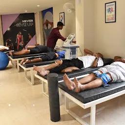 ULTIMATE HEALTH ADVANCE PHYSIOTHERAPY CENTER & MEDICAL GYM