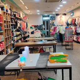UNCAGED KIDS-Multi brand store-bhavnagar