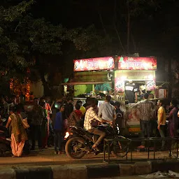 UNCLE JAIN KI Food Van