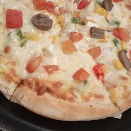 Uncle John's Pizza roorkee