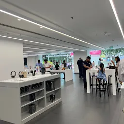 Unicorn, Flagship, Apple Premium Reseller