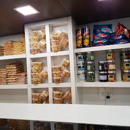 Unique, Sweets and Snacks