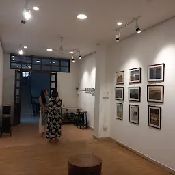Universal Art gallery