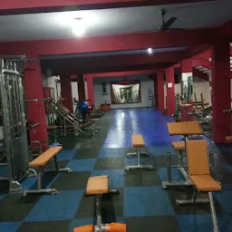 Universal Gym