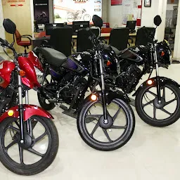 Universal Honda Showroom