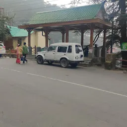 Us club local taxi junction atnear shimla club