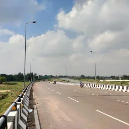 Uterithiya Crossing Lucknow