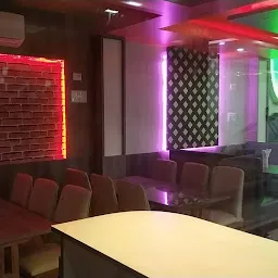 Utsav Restaurant (Hotel Nirmala Inn)