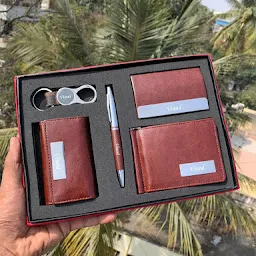 Uttam Personalized Gifts