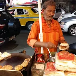 Vada Pao On Footpath