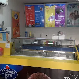 Vadilal's Exclusive Ice Cream Parlour