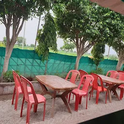 Vaishnavi Cafe & Restaurant