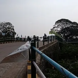 Vallakadavu Old Bridge