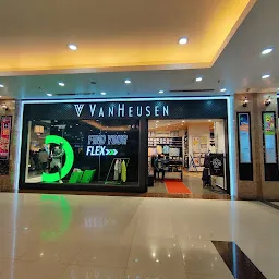 Van Heusen - Lulu Shopping Mall