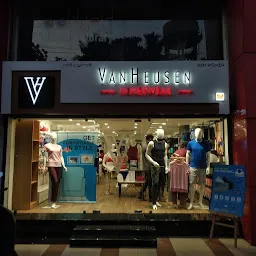 VanHeusen Innerwear & Athleisure Store Pattom