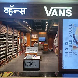 Vans Infiniti Mall Mumbai