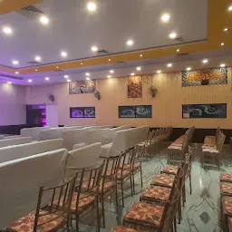 Var Vadhu Marriage House