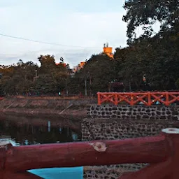Vastrapur Lake Garden