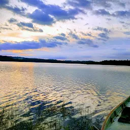 Vellayani Lake Villa