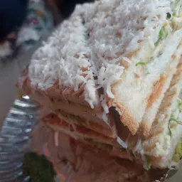 VFC TIRANGA SANDWICH HUB