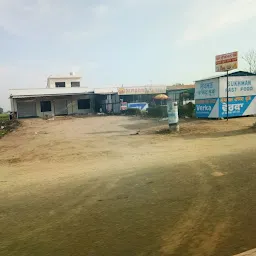 Vicky Family Dhaba, Chohat