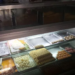 Vijayalakshmi Sweets & Bakery