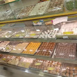 Vipul Dudhiya sweets