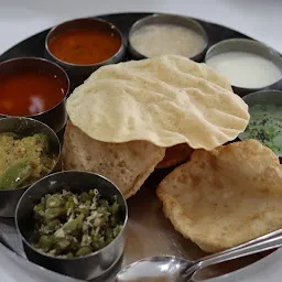Vishnu Delicacy - Vegetarian Restaurant