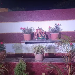 Vitthal Rukmani Garden, Kesar Bagh Road