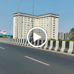 Vivanta Ahmedabad, SG Highway