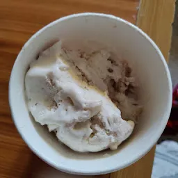 Volets Ice Creams