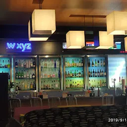 W XYZ(SM) Bar