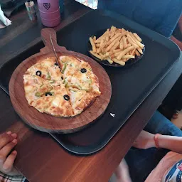 Waffles Pizza Motihari