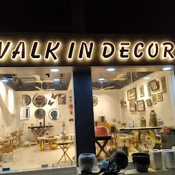 WALK IN DECOR
